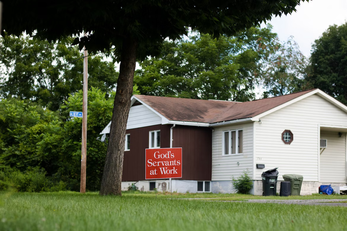 Plastic Yard Signs